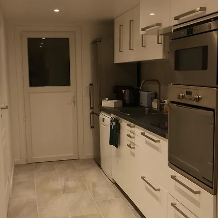 Cozy Near Orly Апартаменты Ати-Мон